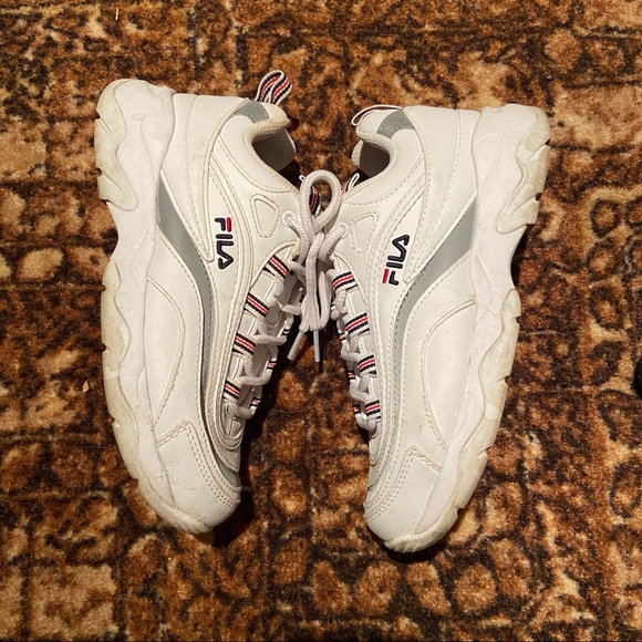 Fila Ray Shoes - Picture 2 of 6